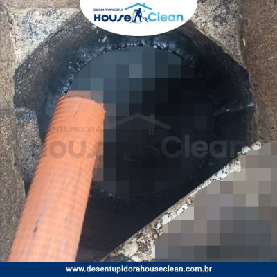 Limpa fossa na Cidade A. E. Carvalho